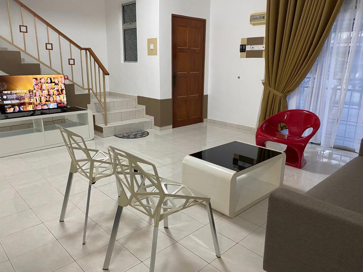 Comfy Sutera Seberang Jaya Villa Kampong Belah Dua Dış mekan fotoğraf